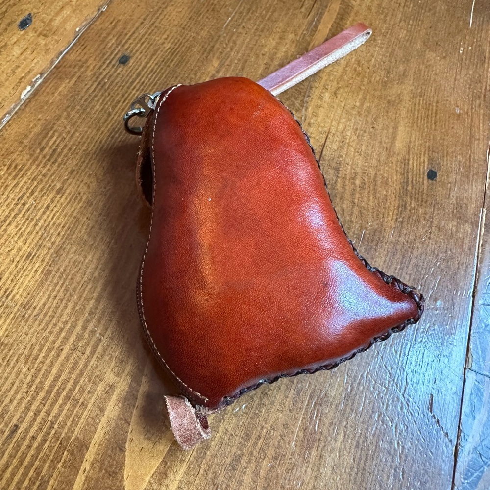 Brown Dog-Shaped Leather Coin Purse 🐶 - Picture 2 of 6